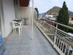 tina_5_balcony
